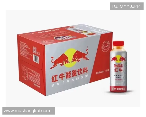 足球巨星与红牛:能量饮料如何助力球员突破极限表现 足球巨星与红牛:能量饮料如何助力球员突破极限表现